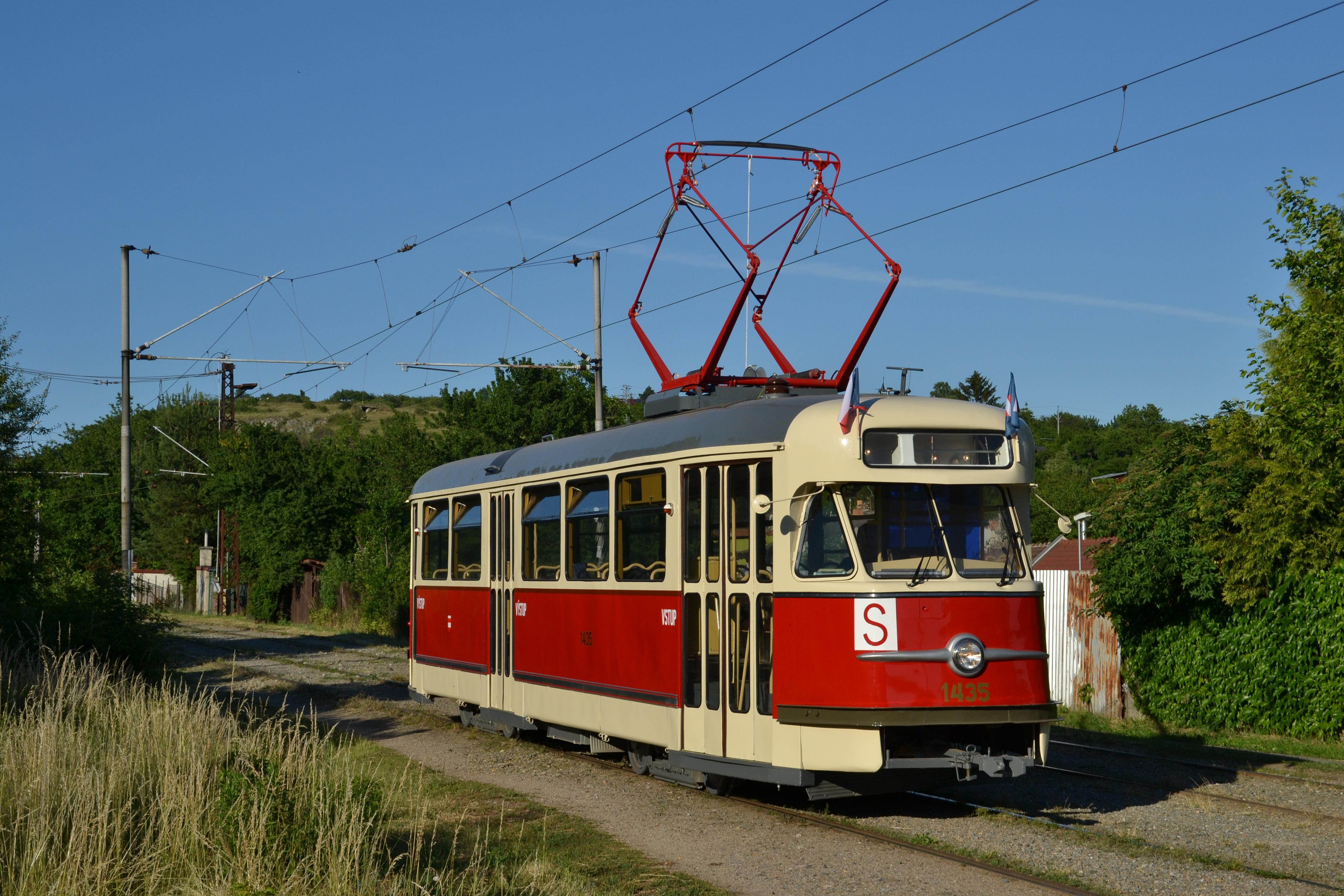 Historická tramvaj T2