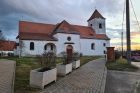 Kostel v Branišovicích