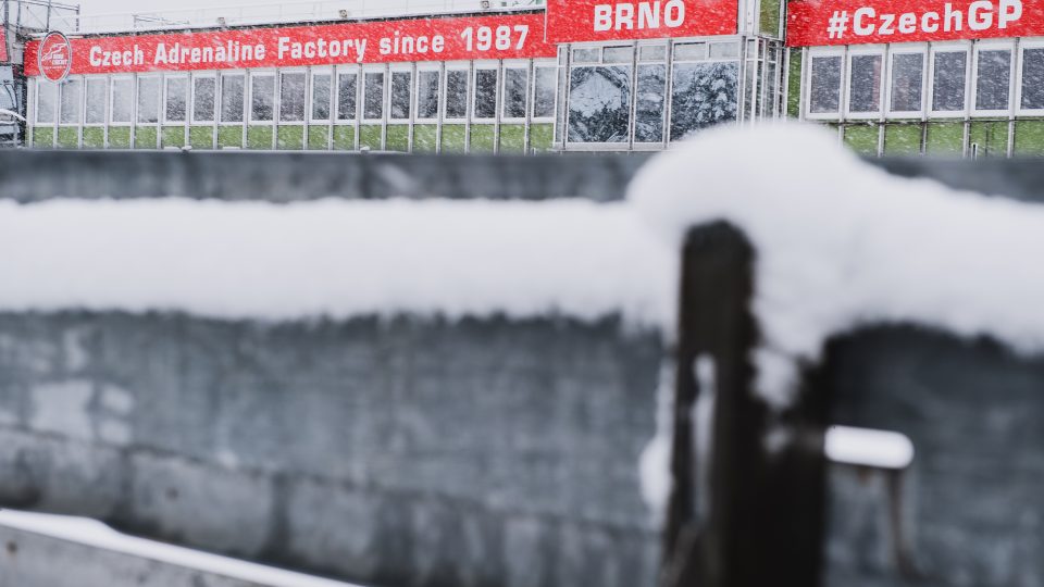 Zimní krása Masarykova okruhu v Brně.