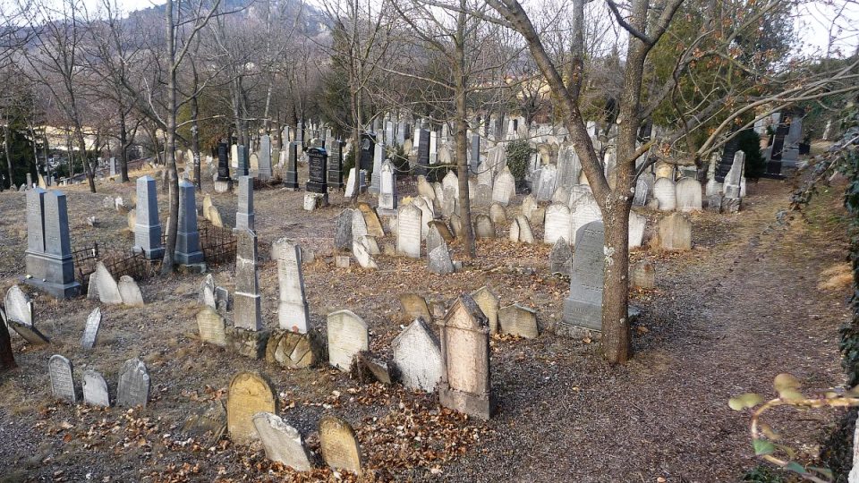 Mikulovský židovský hřbitov je největším historickým židovským hřbitovem na území naší republiky
