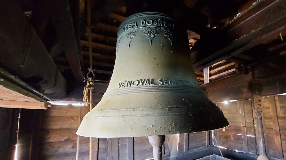 Zvon, který Dobříkovu věnoval senátor Václav Klofáč