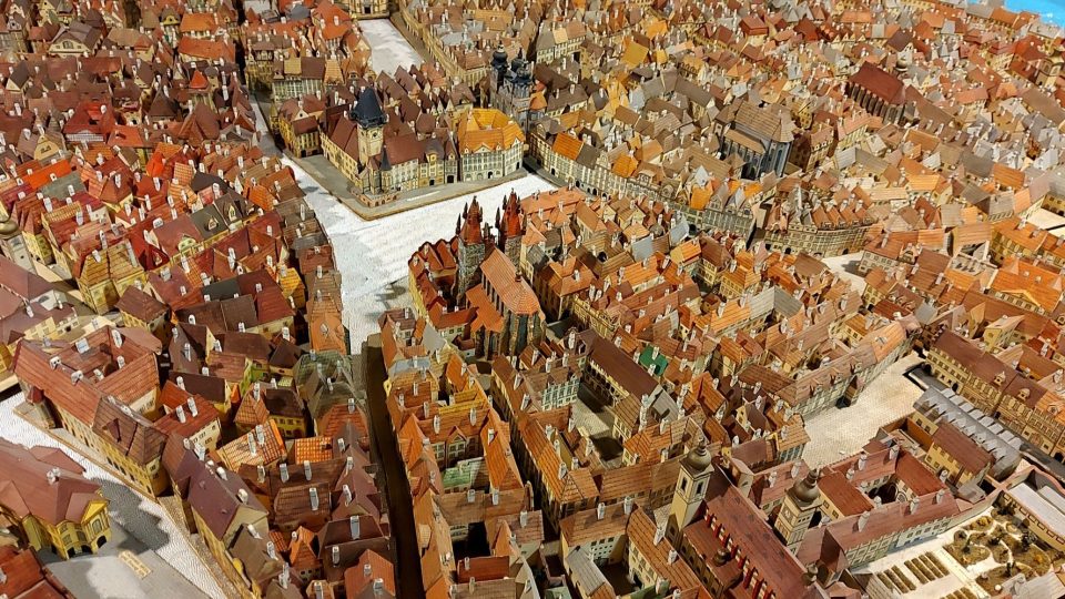 Papírový model Prahy první poloviny devatenáctého století