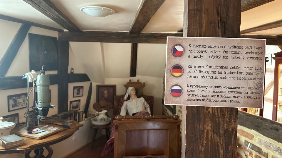 K lázeňské léčbě patří i spánek, pohyb na čerstvém vzduchu, veselá myls a někdy i nějaký ten milostný románek