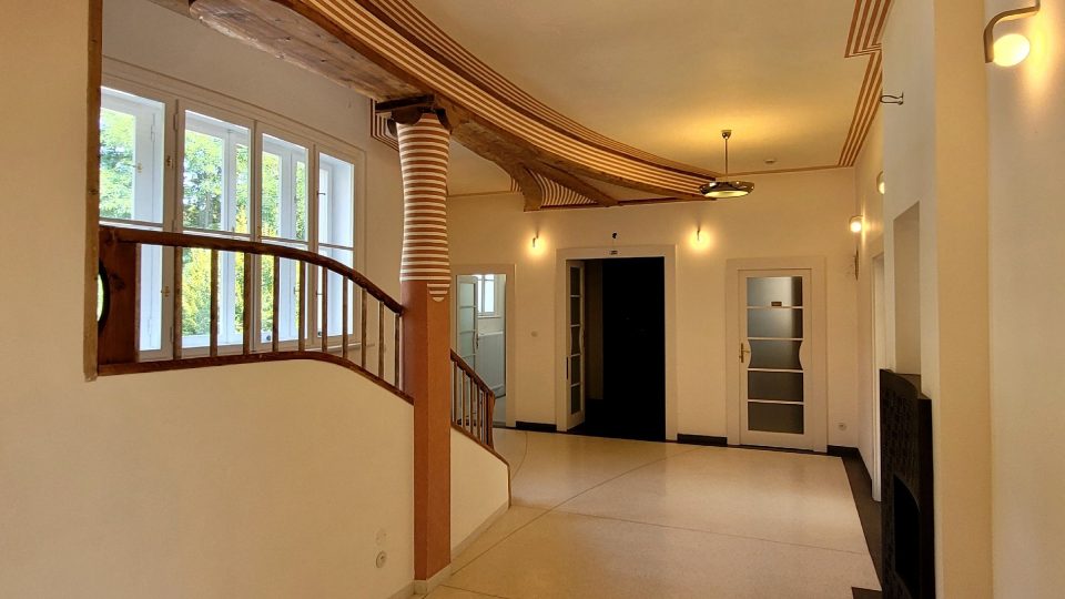 Vstupní hala vily manželů Plhákových | foto: Miroslav Kobza, Český rozhlas Vstupní hala vily manželů Plhákových