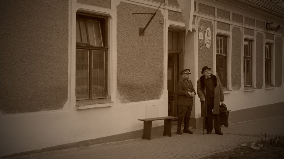 Četnická stanice v Kuřimi na fotografii připomínající tehdejší dobu
