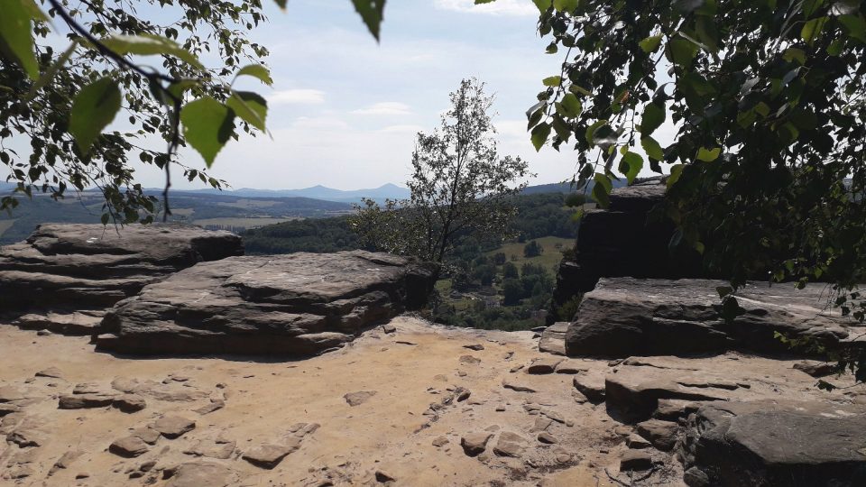 Výhled na České středohoří z Velkého okruhu