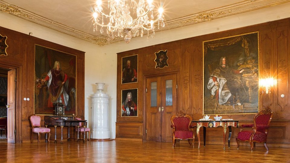 Rytířský sál s druhou největší galerií portrétů rytířů Řádu zlatého rouna ve střední Evropě