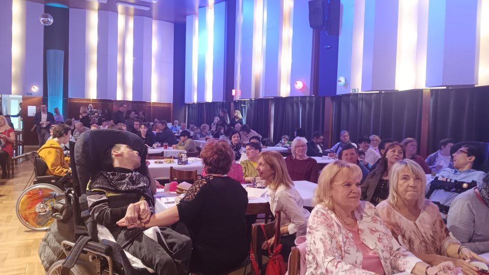 Z oslavy 35. výročí Denního stacionáře Mateřídouška | foto: Eva Jandáková, Český rozhlas Z oslavy 35. výročí Denního stacionáře Mateřídouška