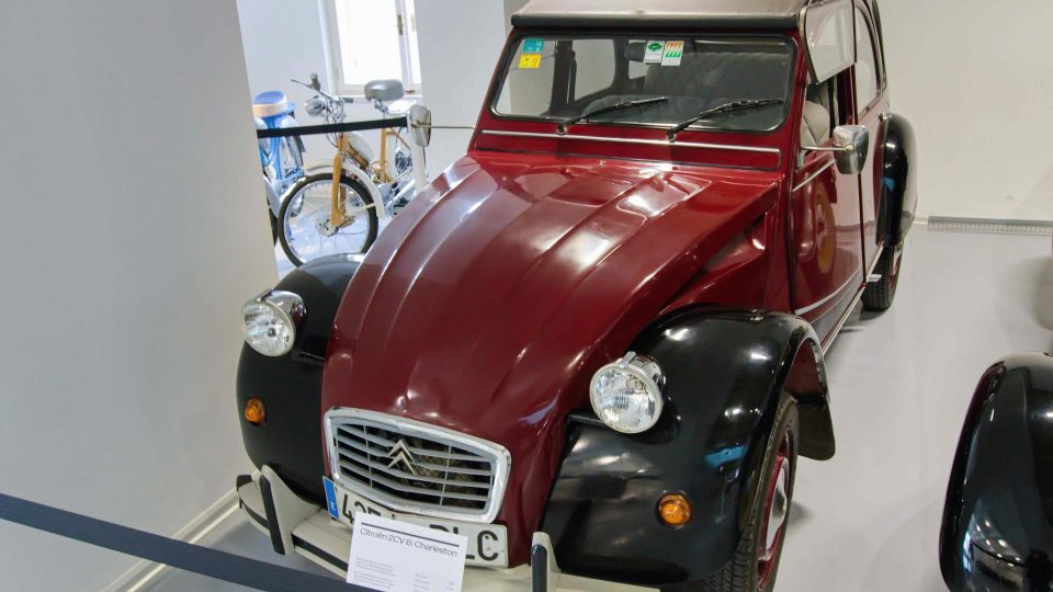 Citroën 2CV - Kachna | foto: Jaroslav Hoření, Český rozhlas Citroën 2CV - Kachna