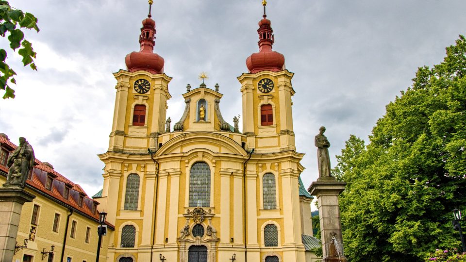 Chrám Navštívení Panny Marie v Hejnicích je největší sakrální památkou Libereckého kraje | foto: Jaroslav Hoření, Český rozhlas Chrám Navštívení Panny Marie v Hejnicích je největší sakrální památkou Libereckého kraje