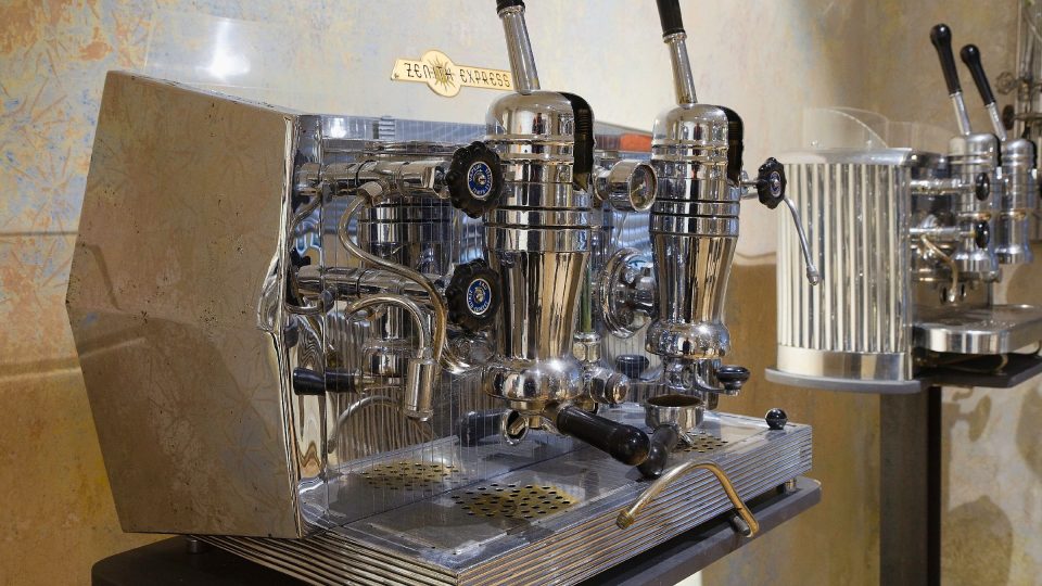 Espressovače byly mimo jiné i designérskými díly