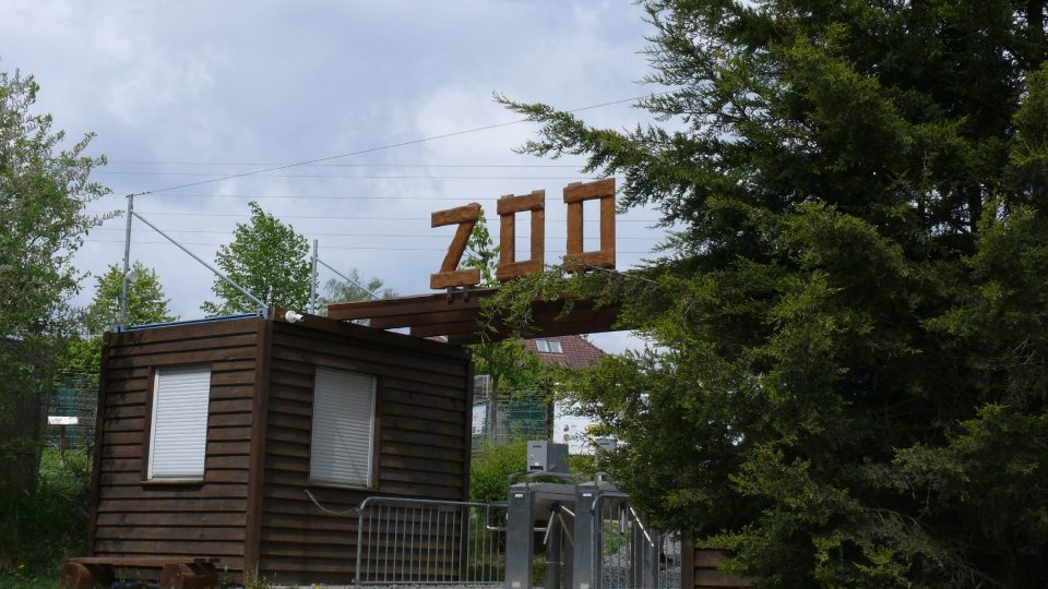 Táborská zoologická zahrada se nachází v místní části Větrovy