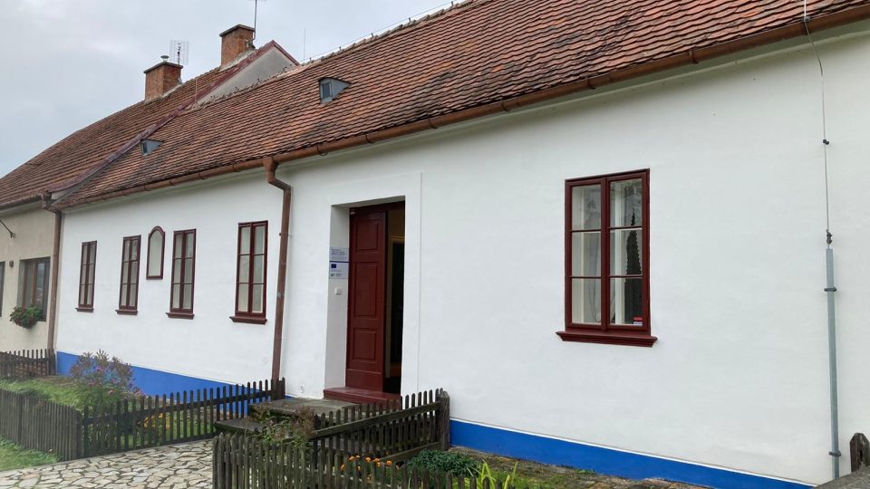 Památník bratří Mrštíků v Divákách na Břeclavsku se otevírá po opravách, zavřený byl tři roky