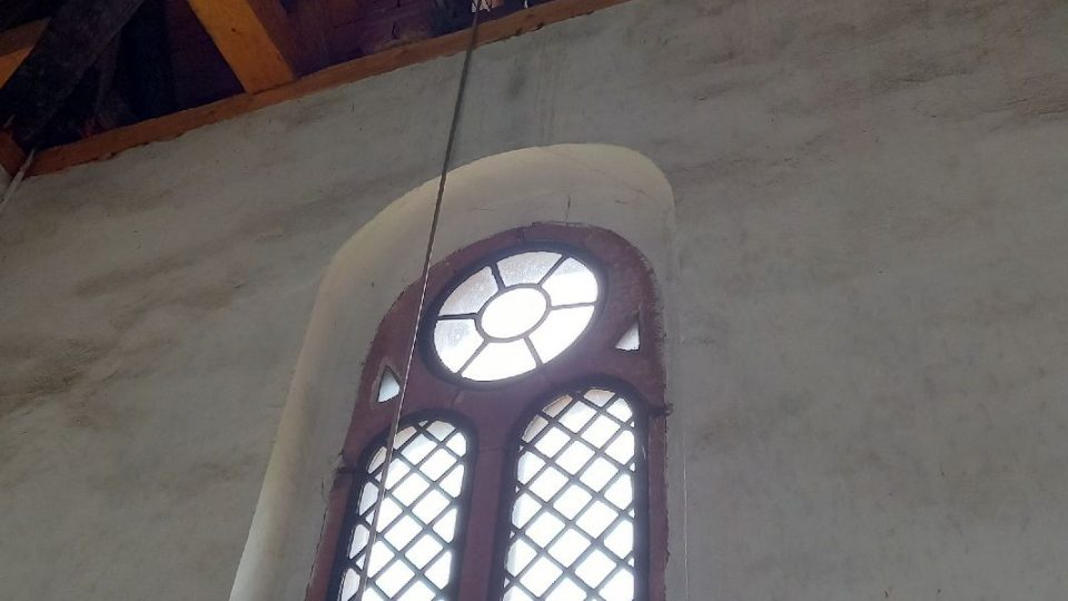 Zvonek v interiéru vstupní věže