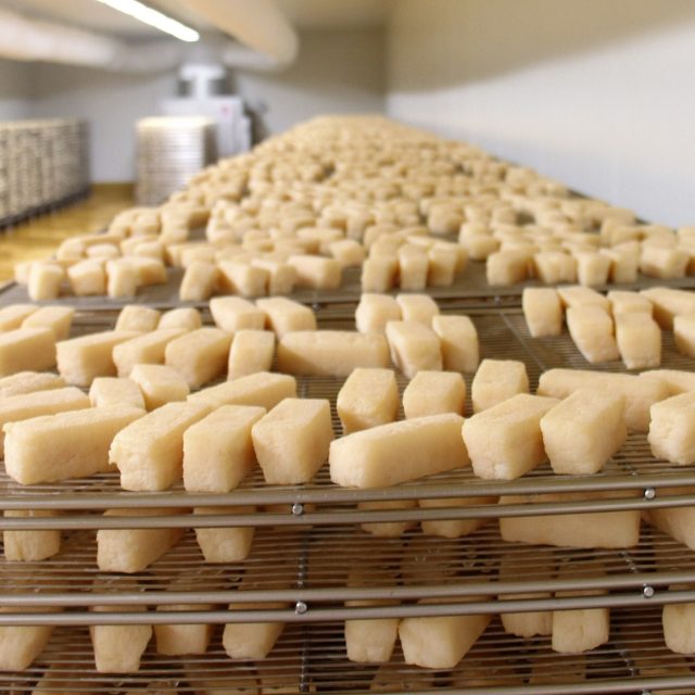 Výroba Romaduru v Jindřichově Hradci | foto: Petr Kološ