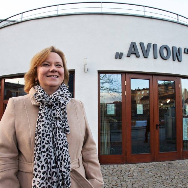 Renata Putzlacher před kavárnou Avion v Českém Těšíně | foto: Wieslaw Przeczek