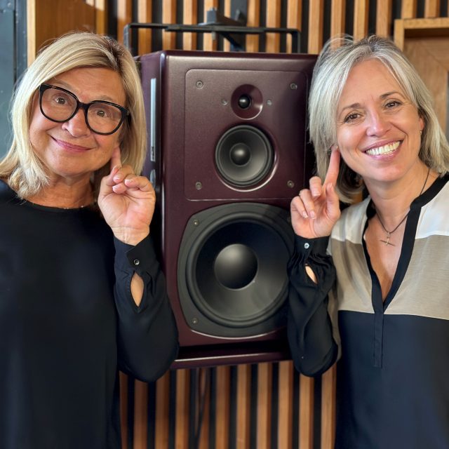 Jana Paulová při natáčení Záletů s Alenou Zárybnickou | foto: Zdeněk Novák,  Český rozhlas