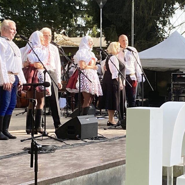 100 let Českého rozhlasu Brno na MFF Strážnice 2024 | foto: Julie Kalodová,  Český rozhlas