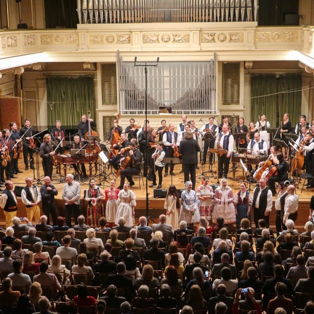 Společné naladění na folklór: BROLN,  PLS a OĽUN v brněnském Besedním domě | foto: Marie Hvozdecká,  Český rozhlas