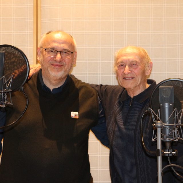 Otec se synem Jaroslav a Aleš Smutní ve studiu Českého rozhlasu Brno v dubnu 2021 | foto: Jaroslav Kneisl,  Český rozhlas