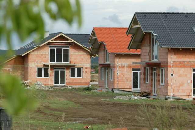 Výstavba rodinných domů  (ilustrační foto) | foto: Jan Schejbal,  Empresa Media / Profimedia