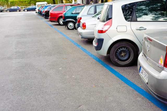 Modrá zona na parkování | foto: Khalil Baalbaki,  Český rozhlas