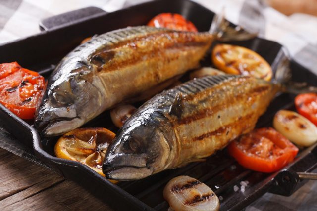 Ryby na grilu  (ilustrační foto) | foto: Fotobanka Profimedia