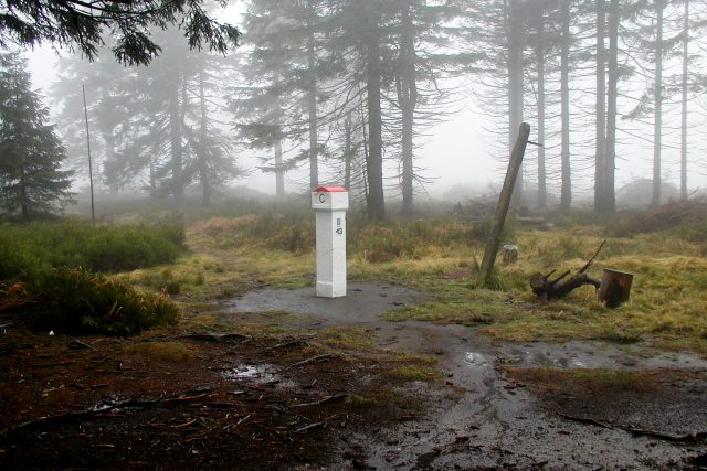 Trojmezí tří zemí koruny české na hřebeni Rychlebských hor | foto: Miroslav Kobza,  Český rozhlas