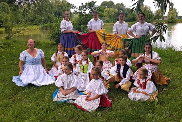 Dětské soubory na festivalu Podluží v písni a tanci v Tvrdonicích. | foto: Alena Hesová,  Český rozhlas