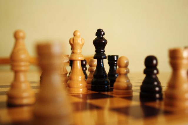Šachy rozvíjí představivost,  trpělivost,  správné rozhodování  (ilustrační foto) | foto: Unsplash,  Licence Unsplash