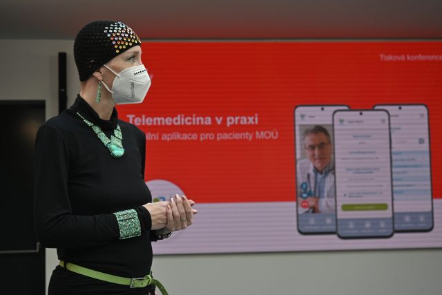 TK Masarykova onkologického ústavu,  na které představil mobilní aplikaci pro komunikaci personálu s nemocnými | foto: Igor Zehl,  ČTK