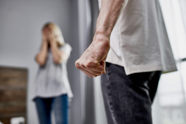 domácí násilí  (ilustrační foto) | foto: Shutterstock