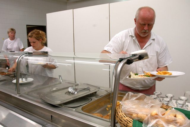V létě ukončí provoz jídelna v Centru sociální péče ve Znojmě | foto: Fotobanka Profimedia