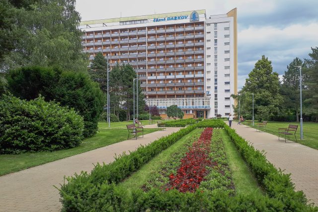 Moderní Rehabilitační sanatorium bylo vybudováno v 70. letech 20. století | foto: Romana Kubicová,  Český rozhlas,  Český rozhlas
