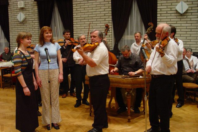 Osvětimanská cimbálová muzika | foto: archiv Miroslava Potyky