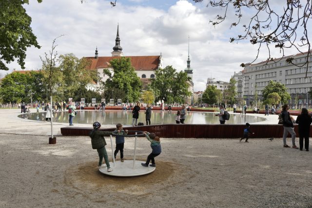 Park na Moravském náměstí v Brně | foto: Pavel Weber,  ČTK