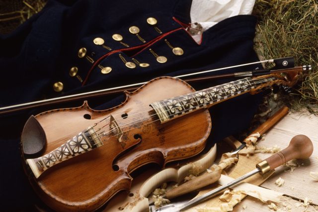 Tradiční Hardanger Fiddle,  Norsko | foto: Profimedia