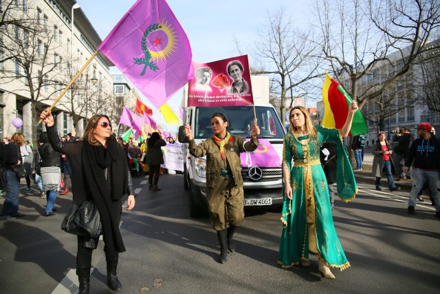 Německá metropole si odhlasovala nový svátek: Mezinárodní den žen  (snímek pochází z průvodu na MDŽ v roce 2015) | foto: Profimedia