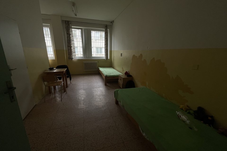 Pokoj na chlapeckém oddělení v dětské psychiatrické nemocnici v Lounech | foto: Anna Košlerová,  Český rozhlas
